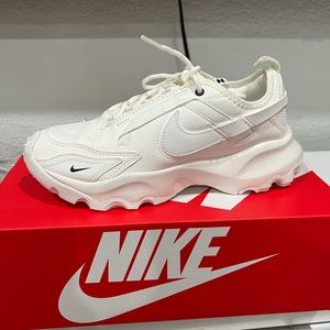 Nike TC 7900 Sail